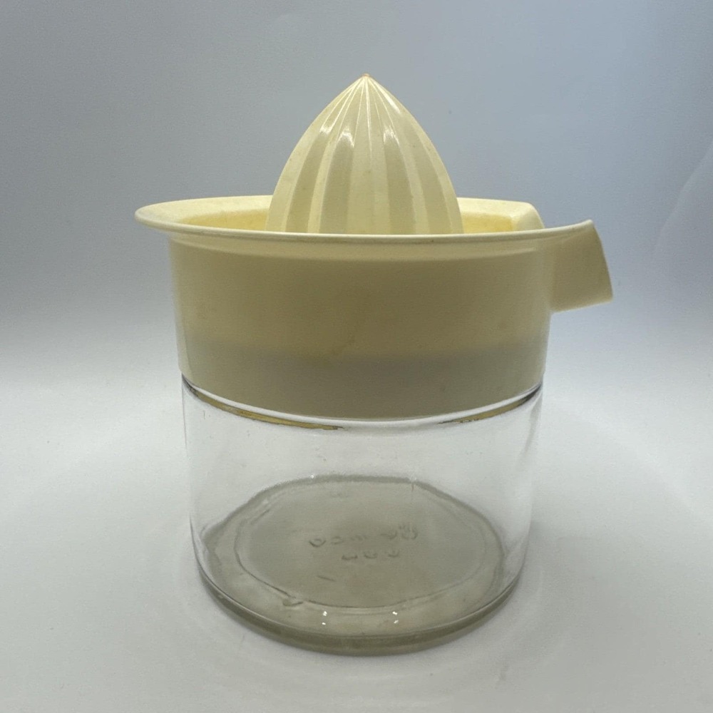 Vtg Juicer Reamer By Gemco, W/ 2-cup Detachable Glass Jar,‎ Cream Off White USA